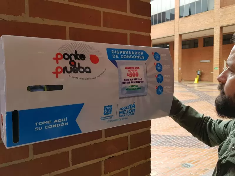 Dispensadores de condones Dispensadores de condones