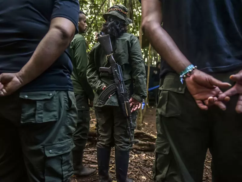Farc y sus últimos días en la selva Farc y sus últimos días en la selva