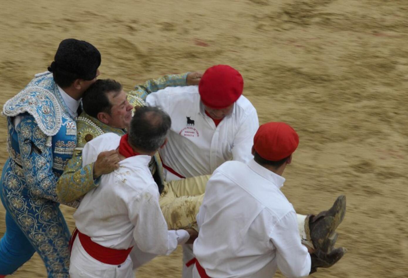 Toros Toros