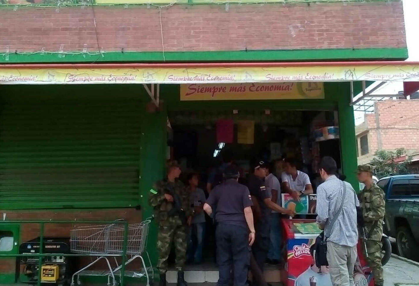 Supermercados al servicios de las Farc. Supermercados al servicios de las Farc.
