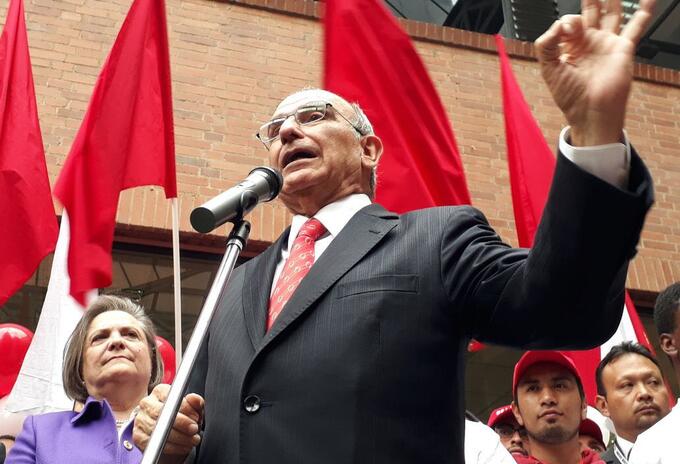 HUMBERTO DE LA CALLE HUMBERTO DE LA CALLE