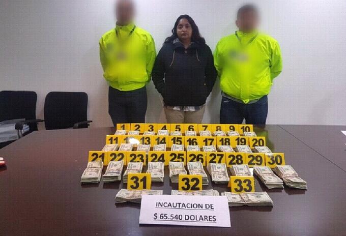 Mujer detenida Mujer detenida
