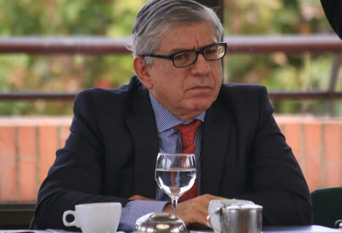César Gaviria César Gaviria