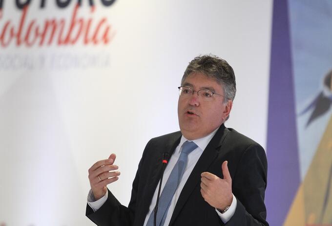 Mauricio Cárdenas Mauricio Cárdenas
