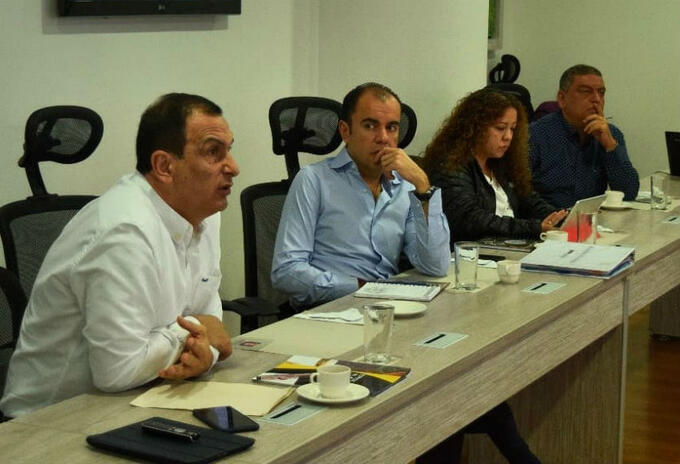 Cámara de Comercio de Armenia y Quindío Cámara de Comercio de Armenia y Quindío