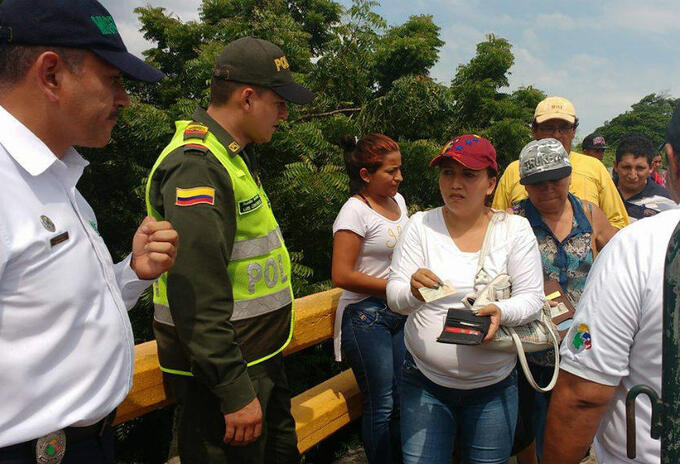 Frontera de Colombia con Venezuela Frontera de Colombia con Venezuela