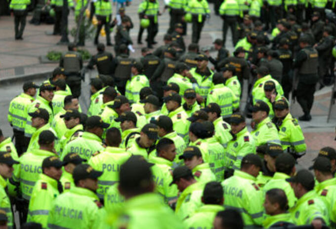Policías Policías