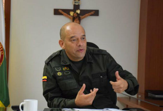 Comandante de Policía Huila, coronel Oscar Pinzón. Comandante de Policía Huila, coronel Oscar Pinzón.