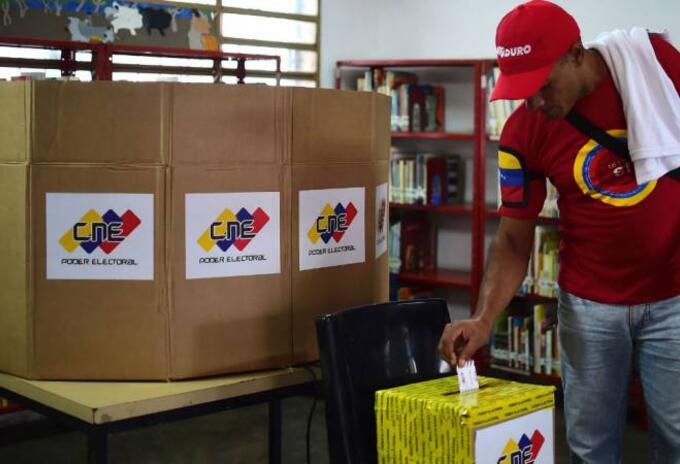 Una negociación entre el gobierno y la MUD sobre garantías electorales fracasó el 7 de febrero en República Dominicana. Una negociación entre el gobierno y la MUD sobre garantías electorales fracasó el 7 de febrero en República Dominicana.
