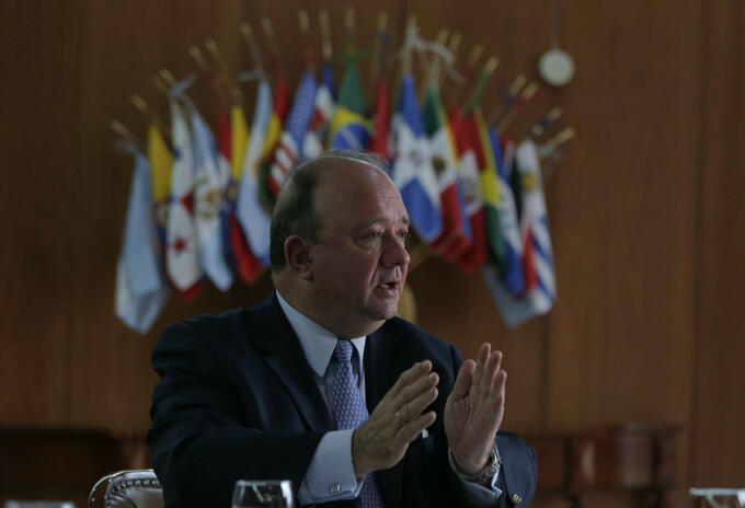 El ministro de Defensa, Luis Carlos Villegas El ministro de Defensa, Luis Carlos Villegas