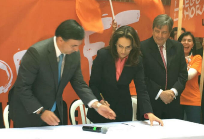 Viviane Morales oficializa su candidatura Viviane Morales oficializa su candidatura