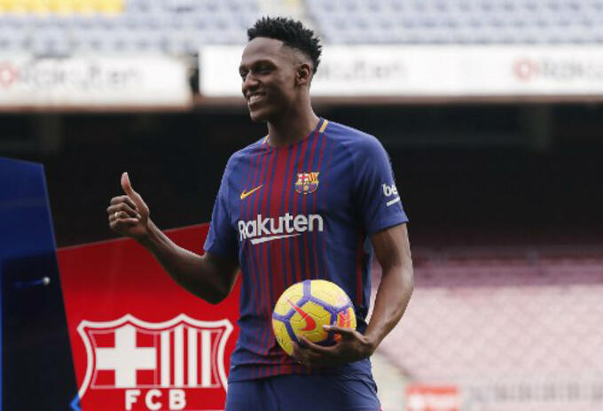 Yerry Mina en el Barcelona Yerry Mina en el Barcelona