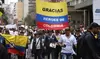 La consigna era darle también darle gracias a la Policía Nacional por sus servicios.